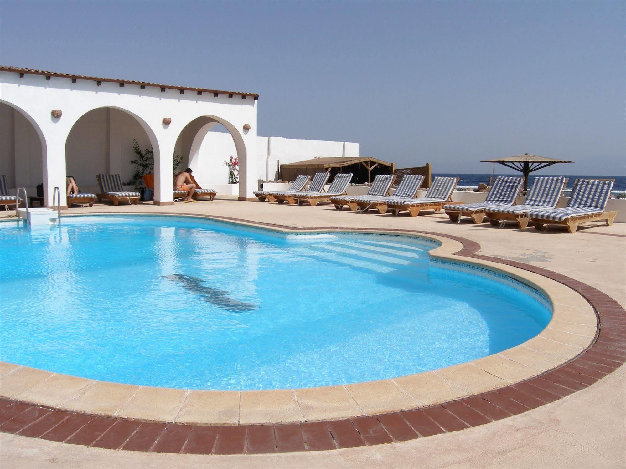 Blue Beach Club Dahab Extérieur photo